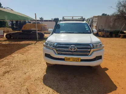 Picture of Toyota Land Cruiser 2016