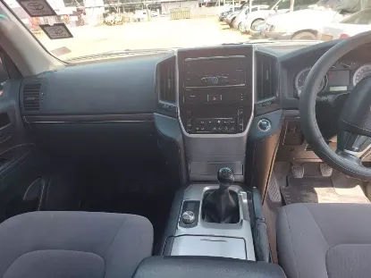 Picture of Toyota Land Cruiser 2016