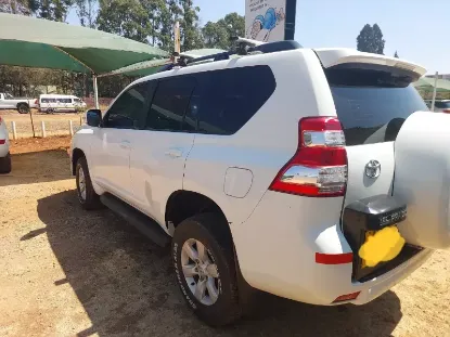 Picture of Toyota Land Cruiser 2016