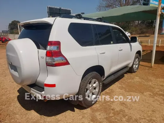 Picture of Toyota Land Cruiser 2016