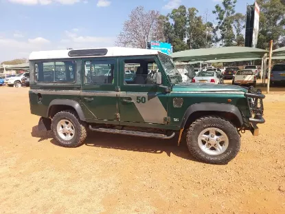 Picture of Land Rover Defender 1997