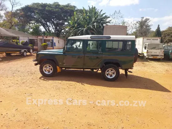 Picture of Land Rover Defender 1997