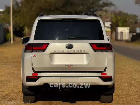 Picture of Toyota Land Cruiser 2023