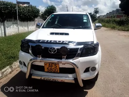Picture of Toyota Hilux 2012
