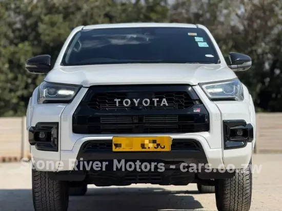 Picture of Toyota Hilux 2024
