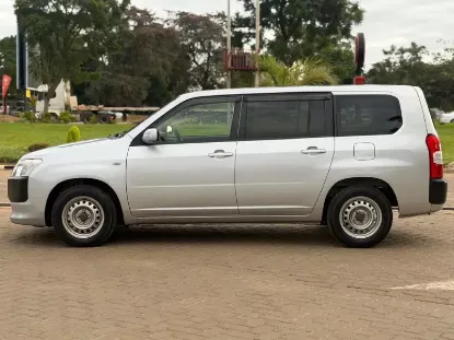 Picture of Toyota Probox 2017