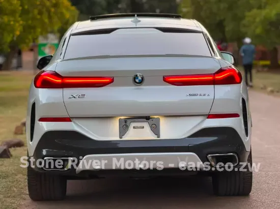 Picture of BMW X6 2022