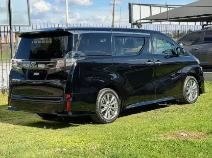 Picture of Toyota Alphard 2017