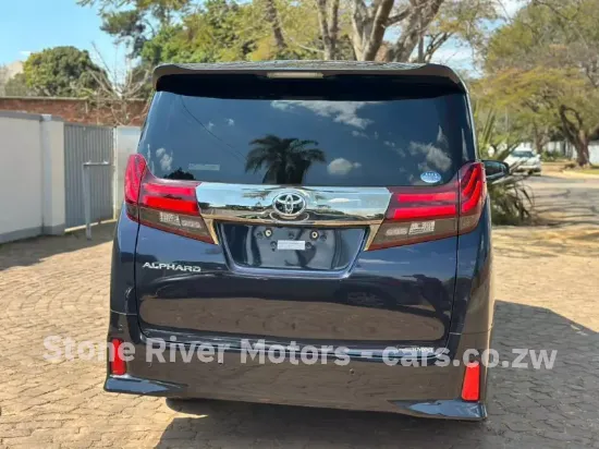 Picture of Toyota Alphard 2017
