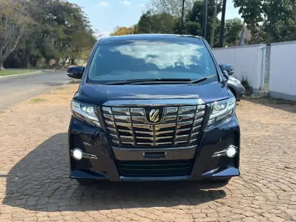 Picture of Toyota Alphard 2017