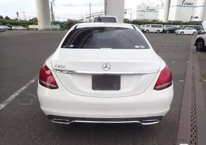 Picture of Mercedes Benz C-Class 2015
