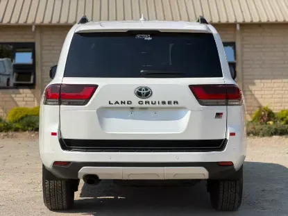 Picture of Toyota Land Cruiser 2023