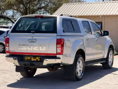 Picture of Isuzu KB300 2018