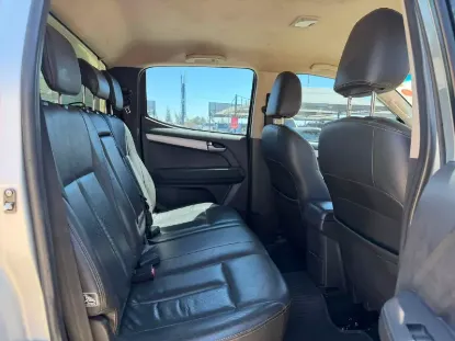Picture of Isuzu KB300 2018