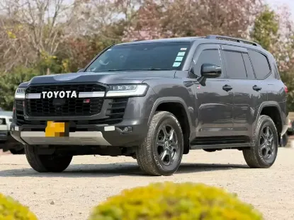 Picture of Toyota Land Cruiser 2023