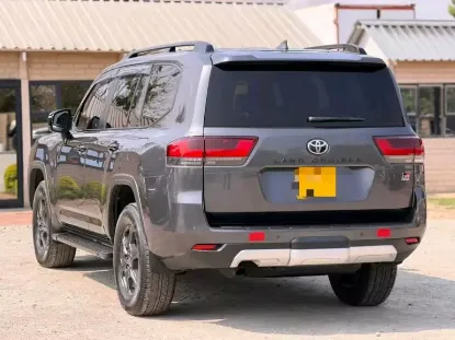 Picture of Toyota Land Cruiser 2023