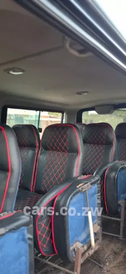Picture of Nissan NV350 2016