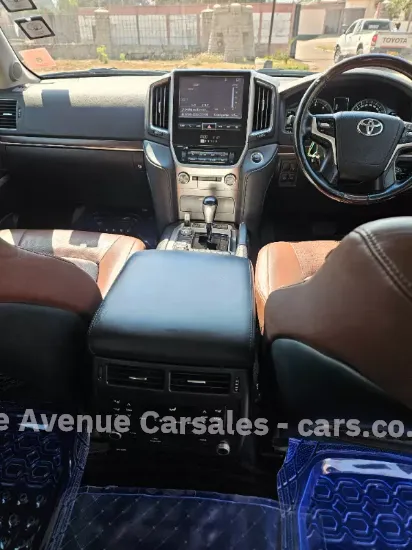 Picture of Toyota Land Cruiser 2018