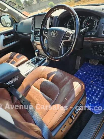 Picture of Toyota Land Cruiser 2018