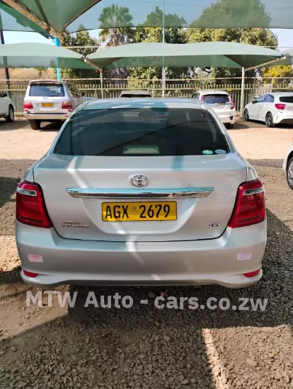 Picture of Toyota Corolla 2016
