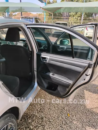 Picture of Toyota Corolla 2016