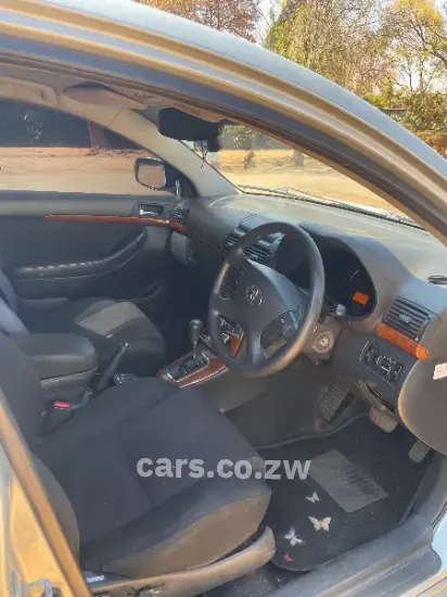 Picture of Toyota Avensis 2006