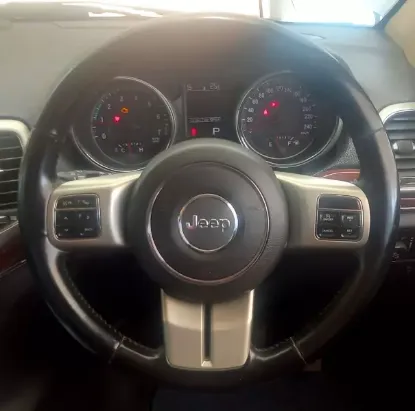 Picture of Jeep Grand Cherokee 2012