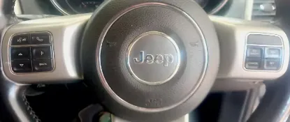 Picture of Jeep Grand Cherokee 2012