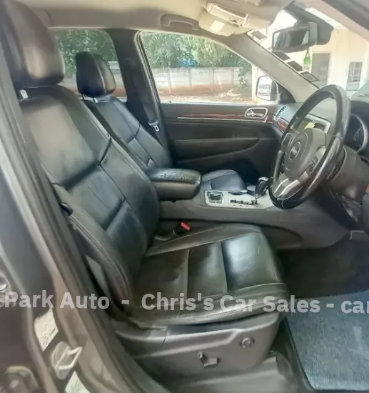 Picture of Jeep Grand Cherokee 2012