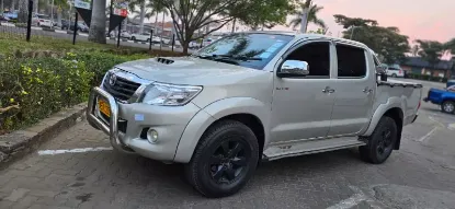 Picture of Toyota Hilux 2013