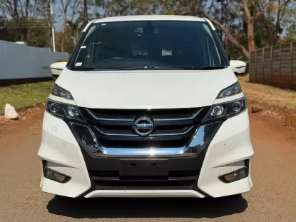 Picture of Nissan Serena 2017