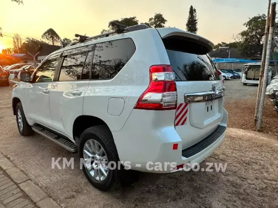 Picture of Toyota Prado 2017