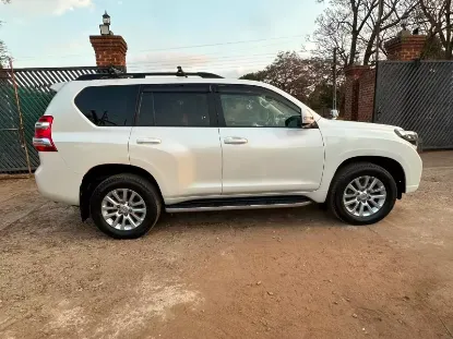 Picture of Toyota Prado 2017