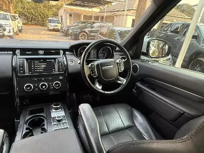 Picture of Land Rover Discovery 2017