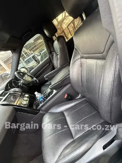 Picture of Land Rover Discovery 2017