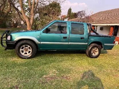 Picture of Isuzu KB280 2005