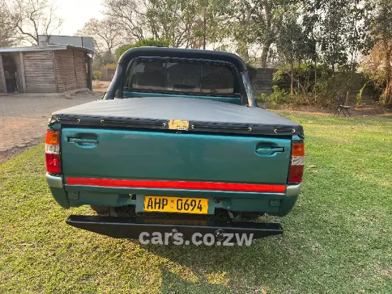 Picture of Isuzu KB280 2005