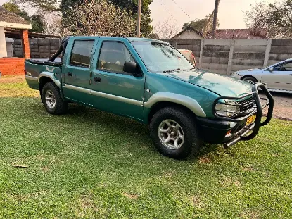Picture of Isuzu KB280 2005