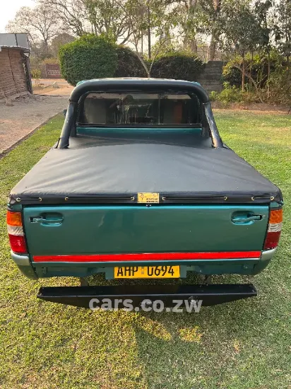 Picture of Isuzu KB280 2005