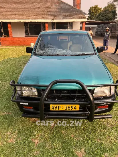 Picture of Isuzu KB280 2005