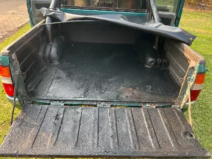 Picture of Isuzu KB280 2005
