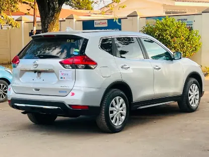 Picture of Nissan X-Trail 2020