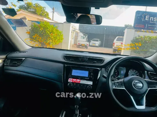 Picture of Nissan X-Trail 2020