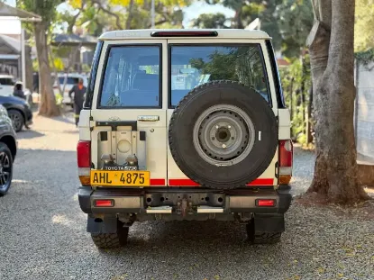 Picture of Toyota Landcruiser 2017