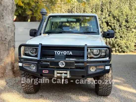 Picture of Toyota Landcruiser 2017