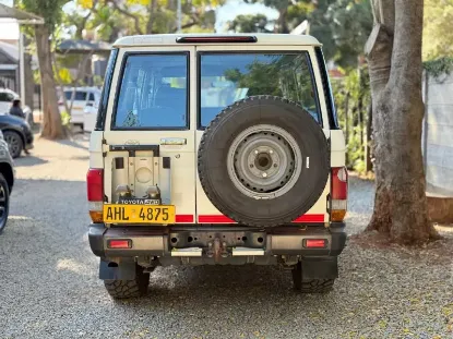 Picture of Toyota Landcruiser 2017