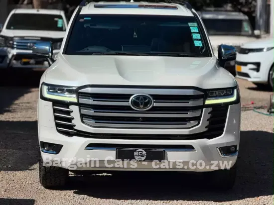 Picture of Toyota Land Cruiser 2023