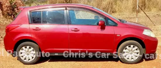 Picture of Nissan Tiida 2005