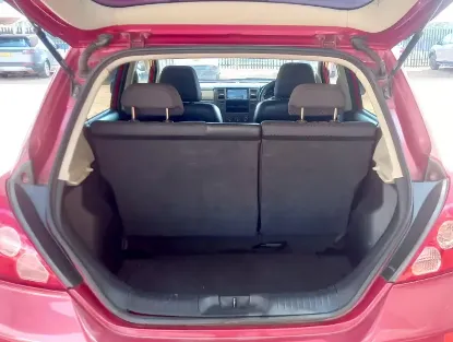 Picture of Nissan Tiida 2005