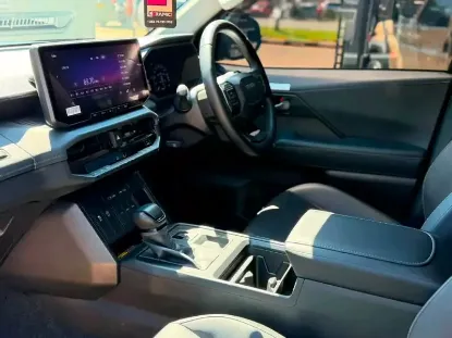 Picture of Toyota Hilux 2026